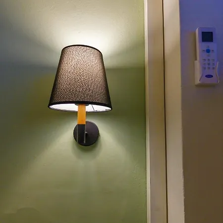 Pol's Studio, Mediterranean