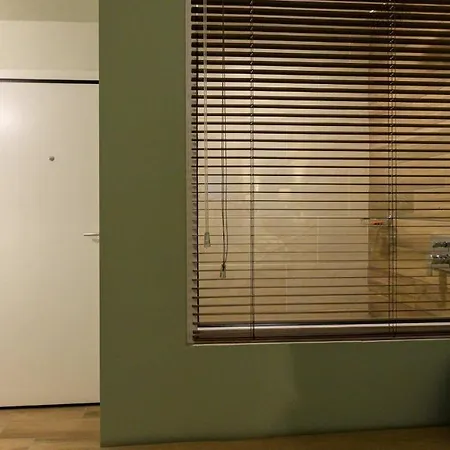 Pol's Studio, Mediterranean * カラマタ