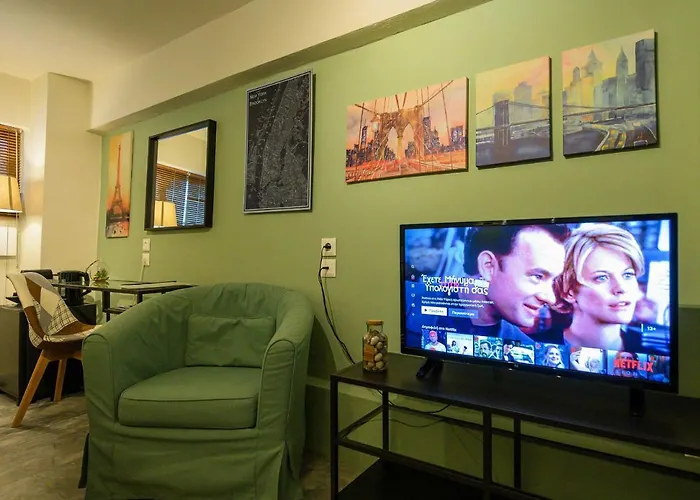 Pol's Studio, Mediterranean